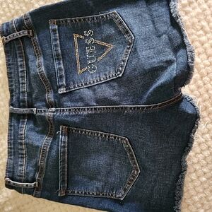 Guess shorts sz 27